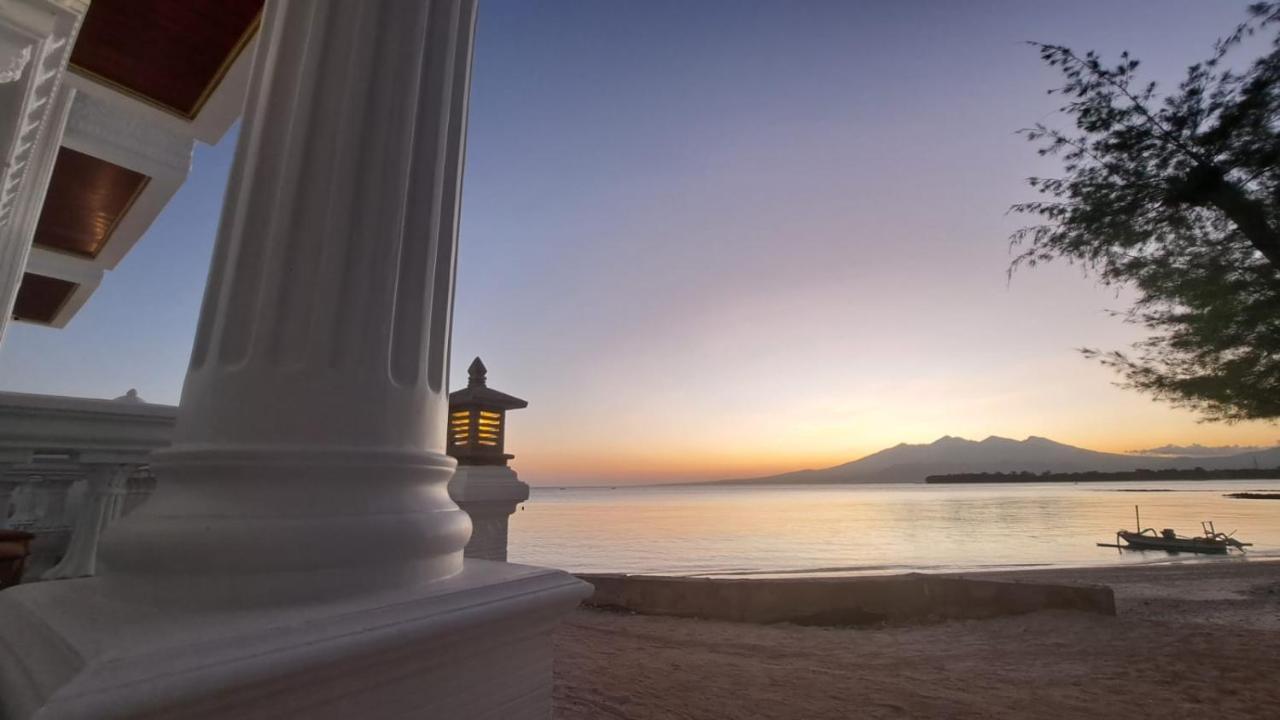 Gili Beachfront Suites غيلي تراوانغان المظهر الخارجي الصورة