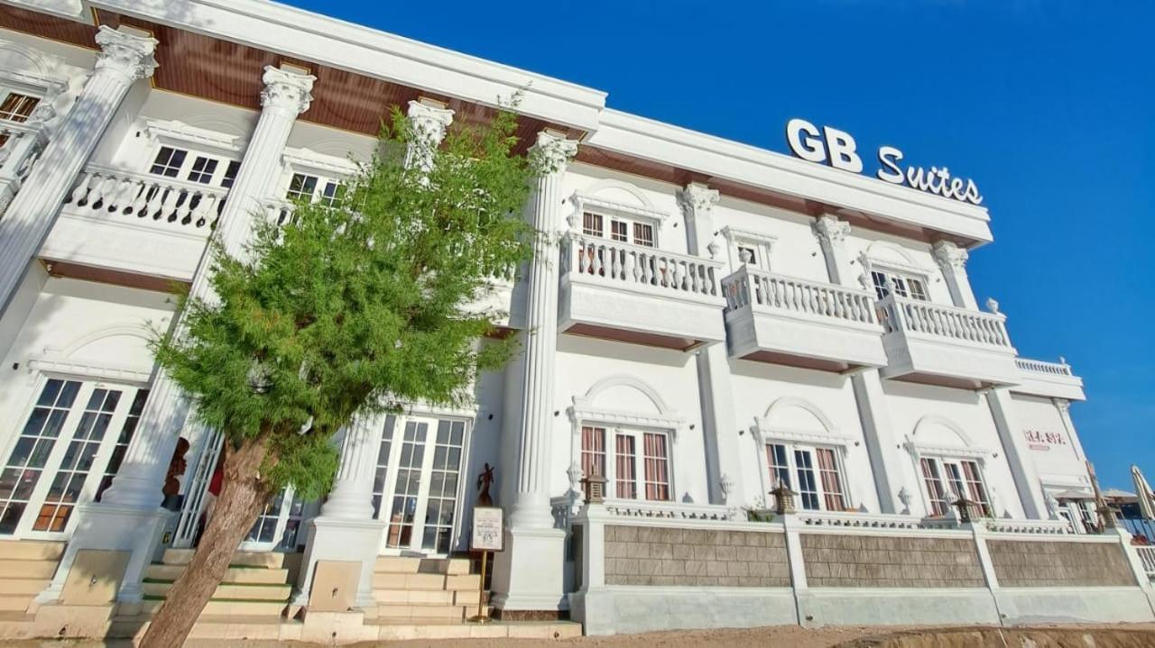 Gili Beachfront Suites غيلي تراوانغان المظهر الخارجي الصورة